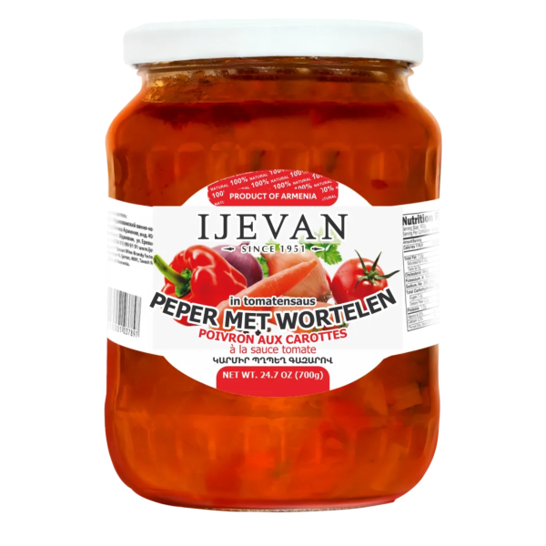 Poivrons à la sauce tomate avec des carottes