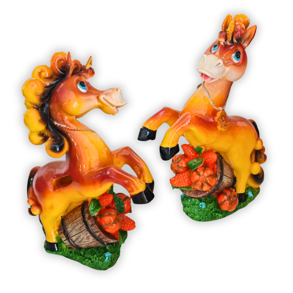 Tirelires chevaux avec fruits et légumes